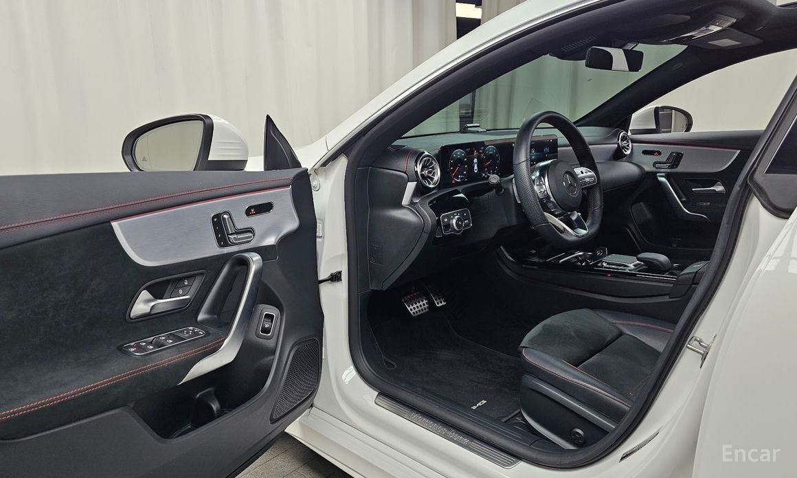 CLA-Class C118CLA250 4MATIC 11