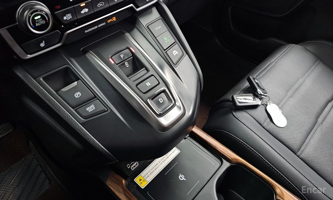 Honda CR-V 5th Generation 2.0 Hybrid Touring 4WD №10
