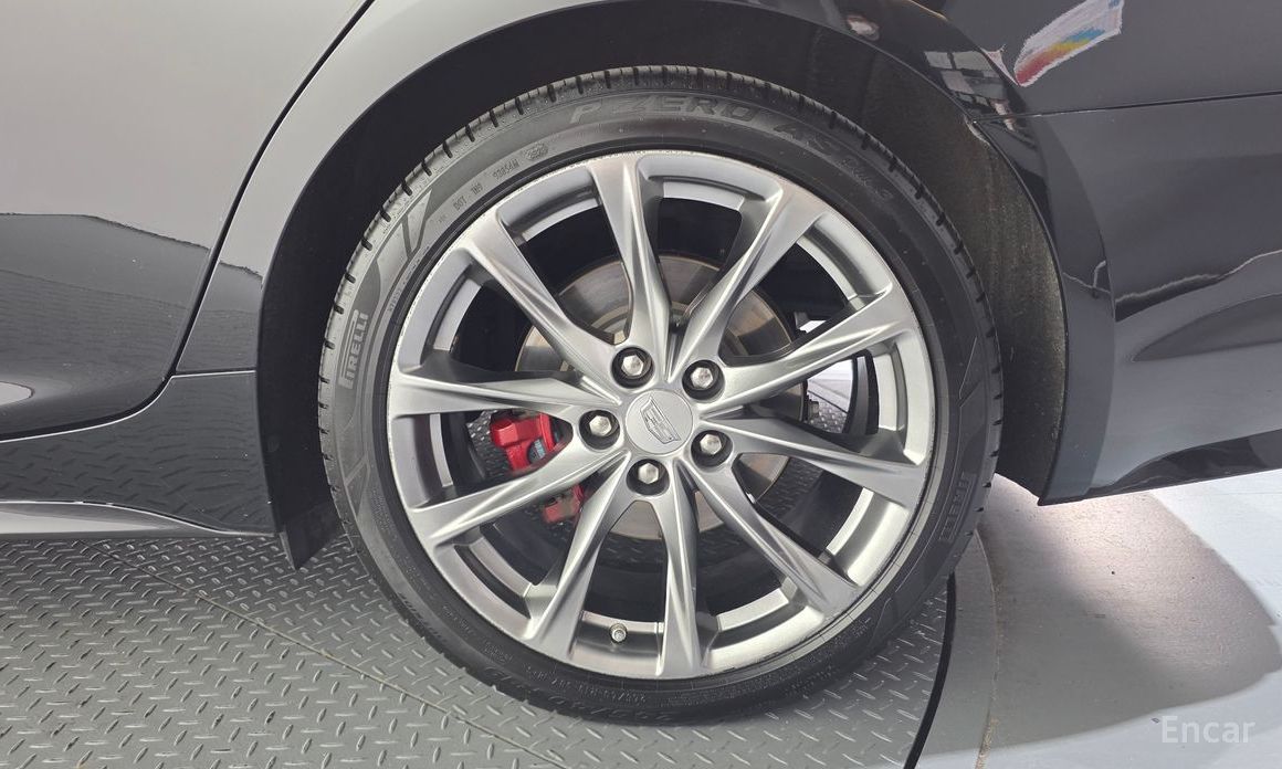 Cadillac CT52. 0 Sports  6