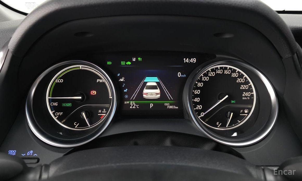 Camry (XV70)2.5 LE Hybrid 9