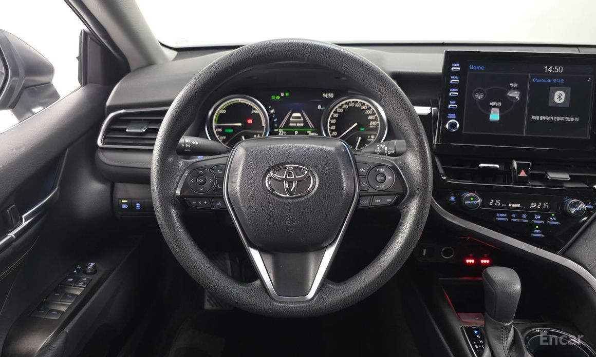 Camry (XV70)2.5 LE Hybrid 15