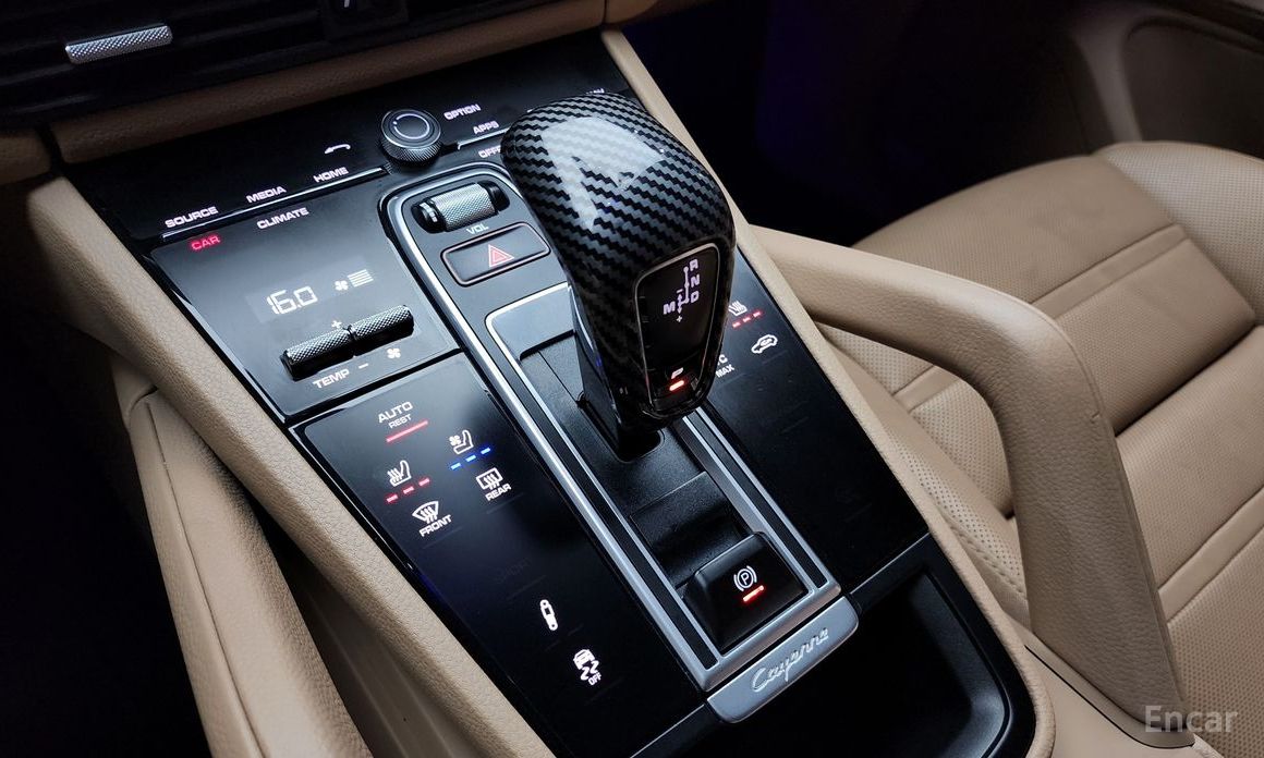 Cayenne (PO536) 3.0 Coupe 10