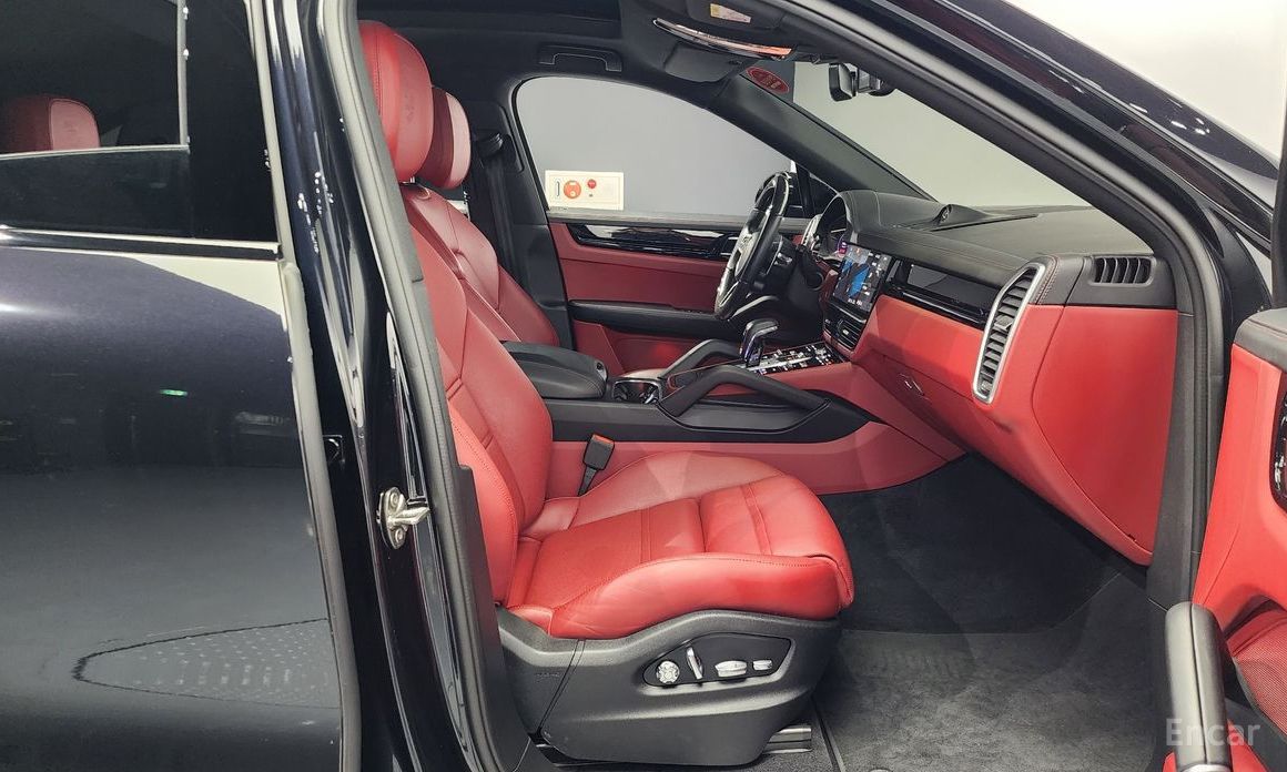 Cayenne (PO536) 3.0 Coupe 12