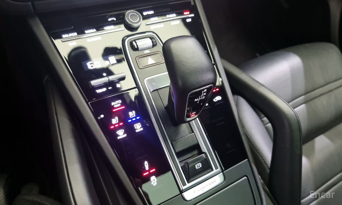 Cayenne (PO536) 3.0 Coupe 11