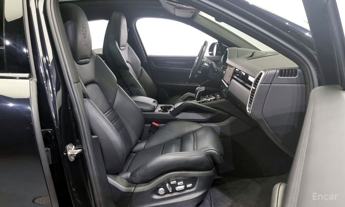 Cayenne (PO536) 3.0 Coupe 13
