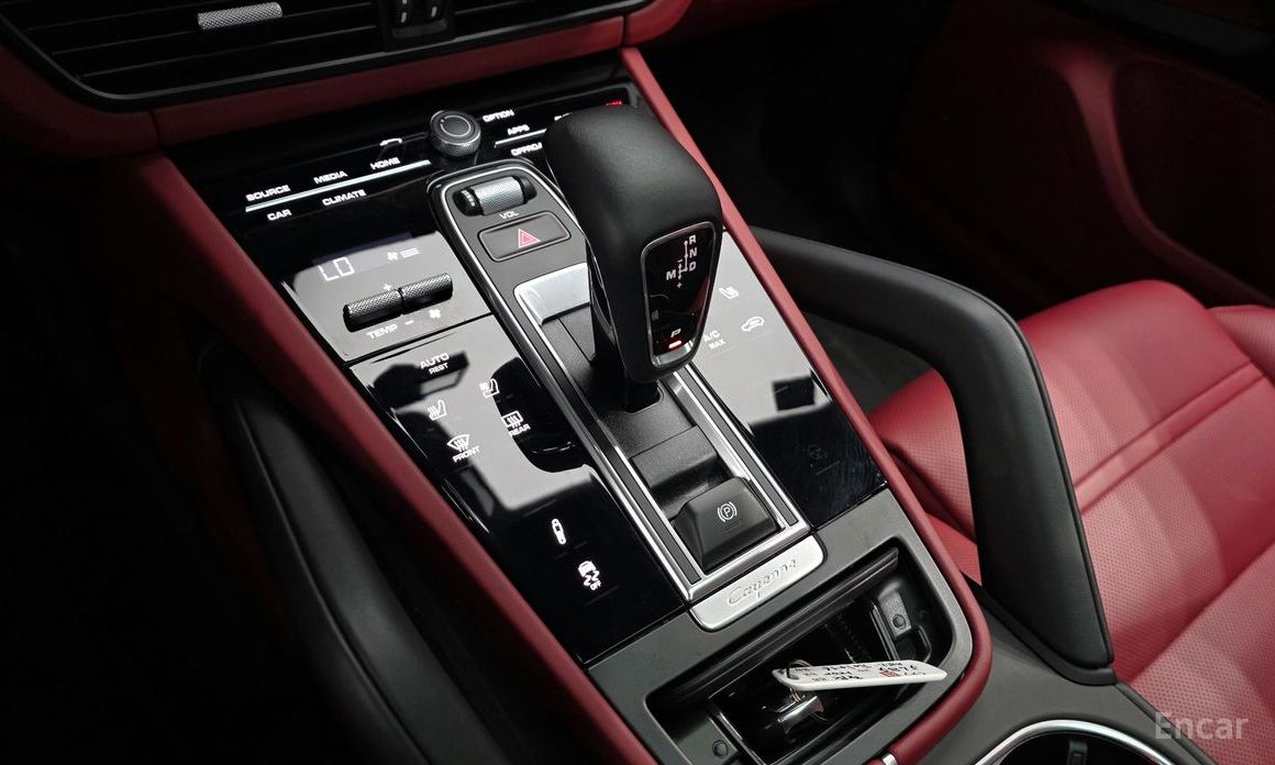 Cayenne (PO536) 3.0 Coupe 10