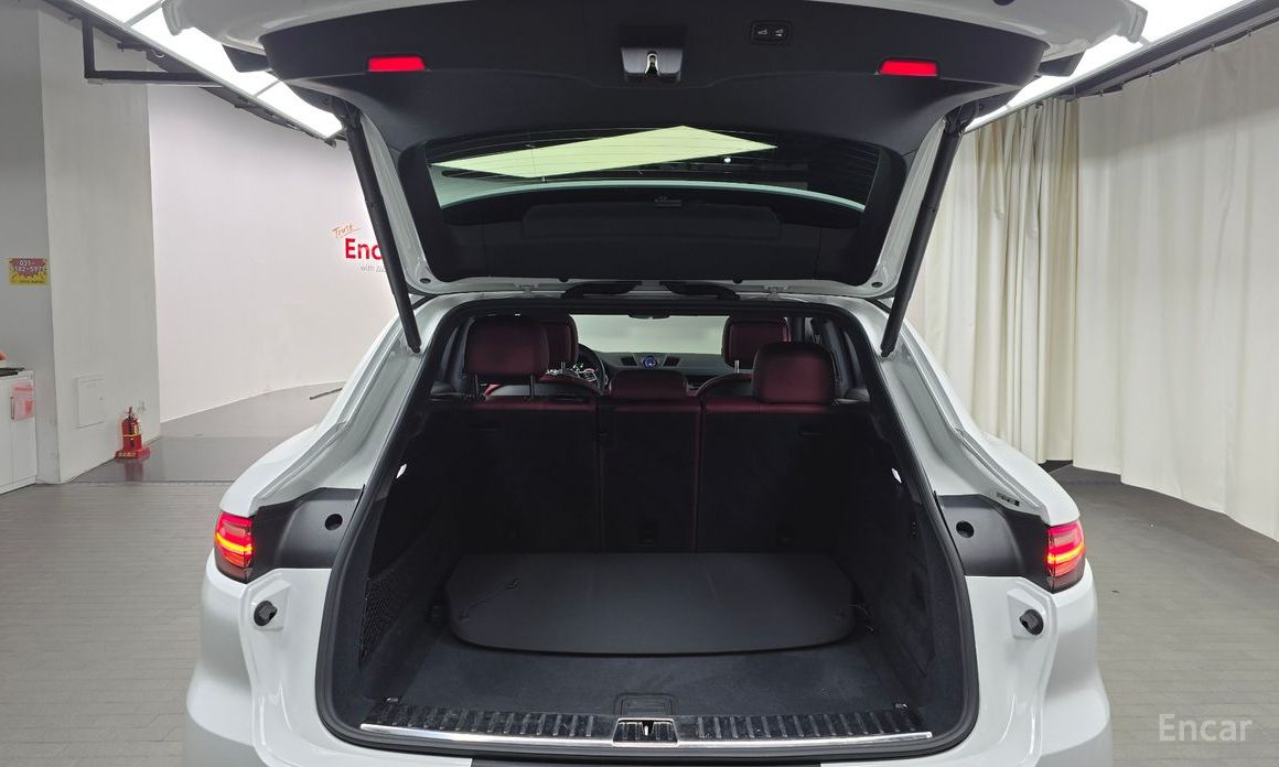 Cayenne (PO536) 3.0 Coupe 21