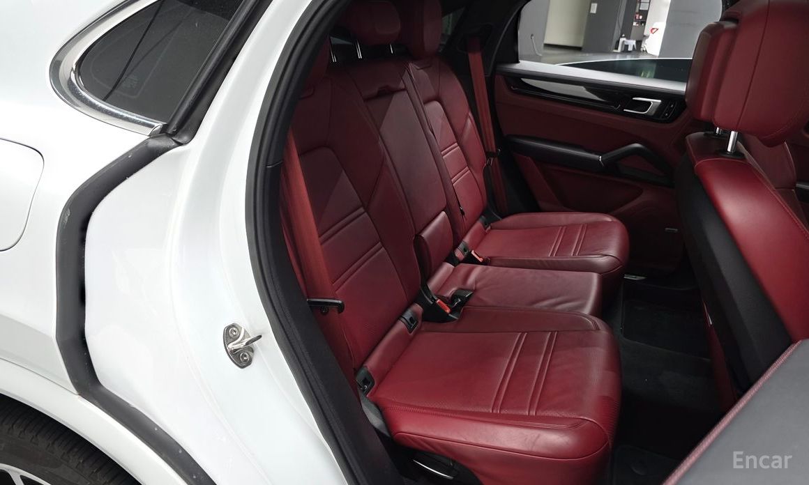 Cayenne (PO536) 3.0 Coupe 12