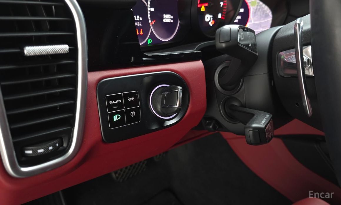 Porsche Cayenne (PO536) 3.0 Coupe №18