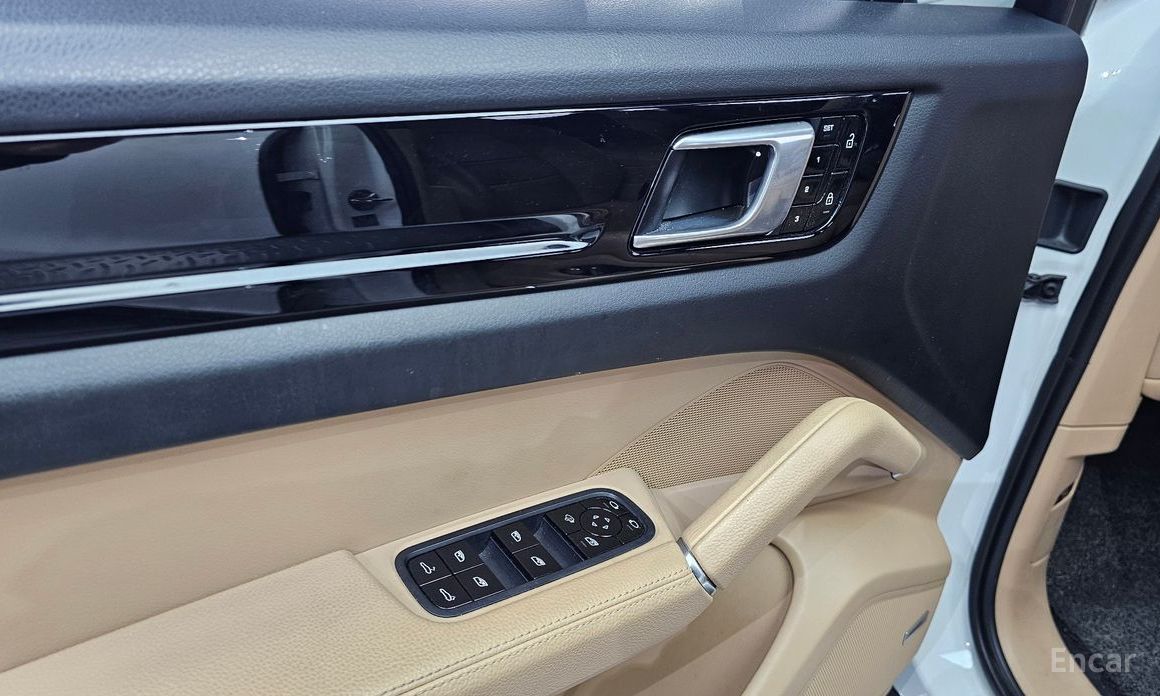 Cayenne (PO536) 3.0 Coupe 14