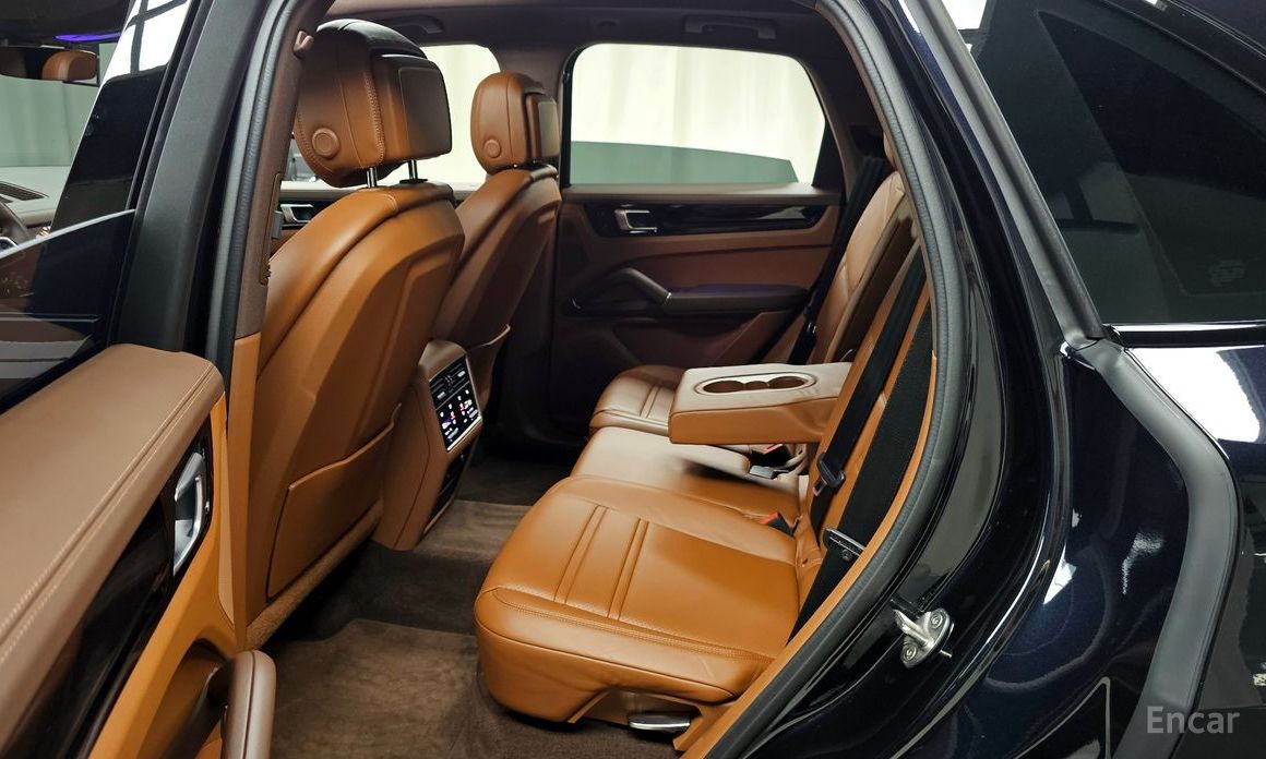 Cayenne (PO536) 3.0 E-Hybrid 13