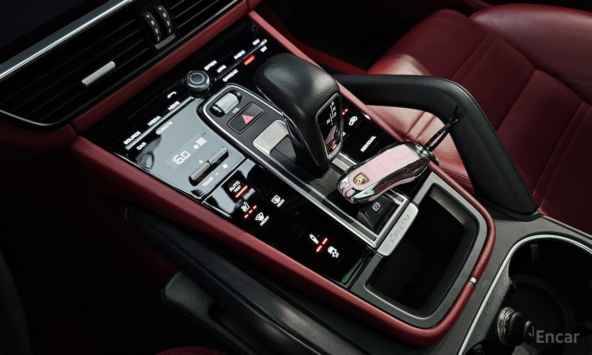 Cayenne (PO536) 3.0 E-Hybrid 10