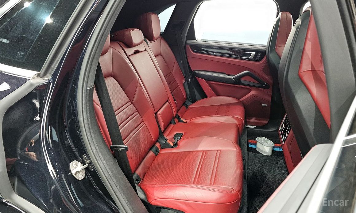 Cayenne (PO536) 3.0 E-Hybrid 13