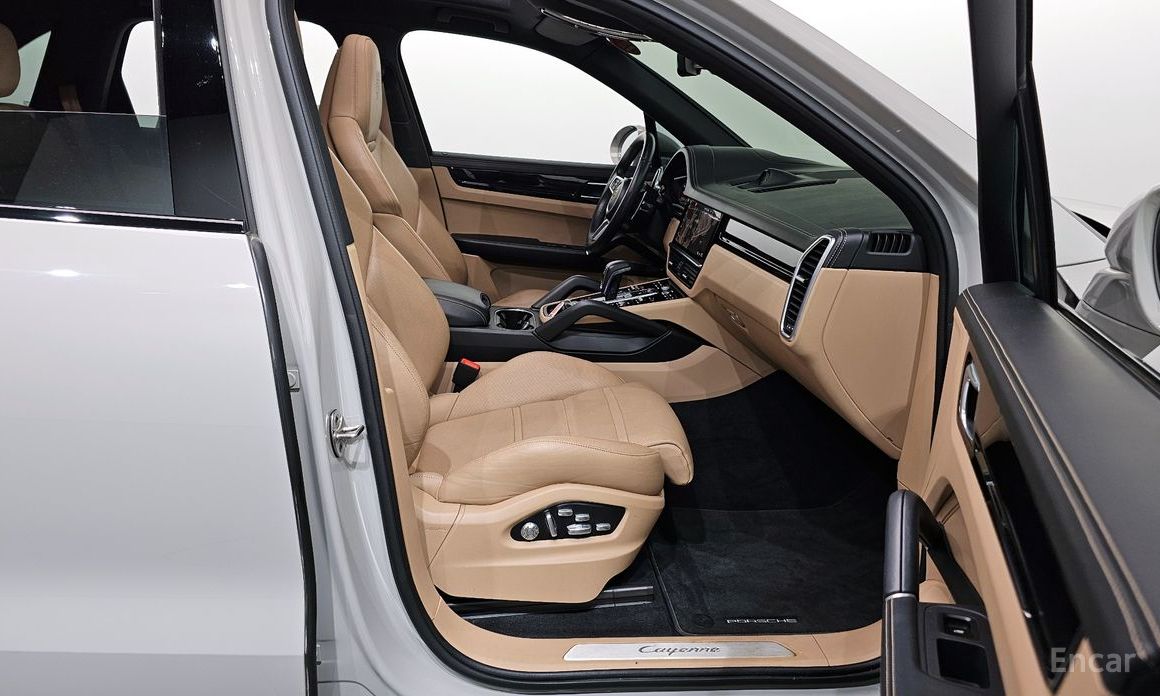 Porsche Cayenne (PO536) 3.0 E-Hybrid №12