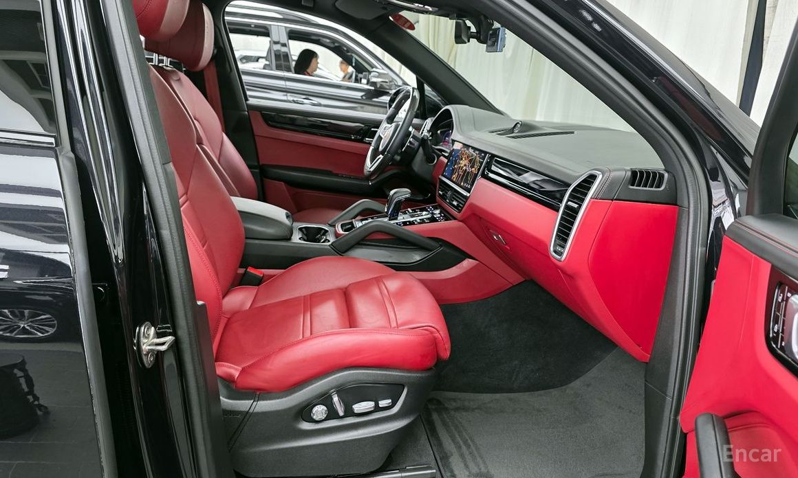 Porsche Cayenne (PO536) 3.0 E-Hybrid №12