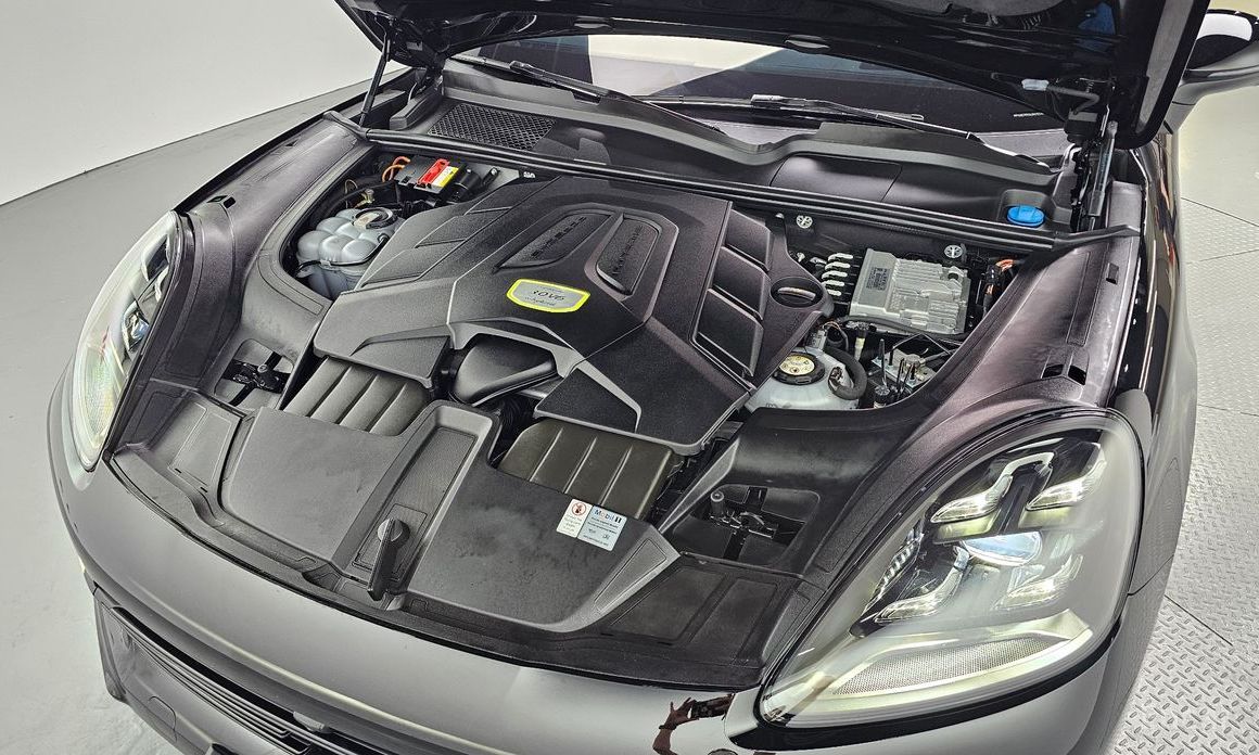 Cayenne (PO536) 3.0 E-Hybrid Coupe 7