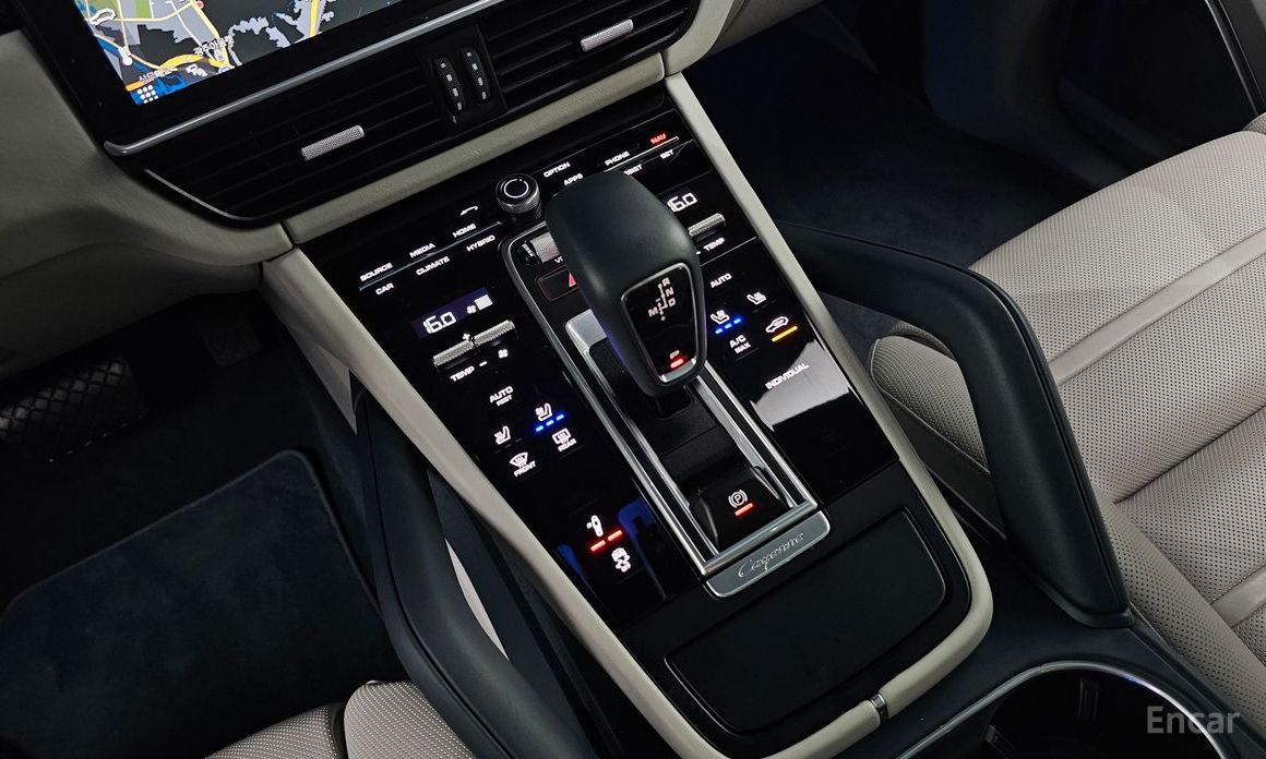 Cayenne (PO536) 3.0 E-Hybrid Coupe 10