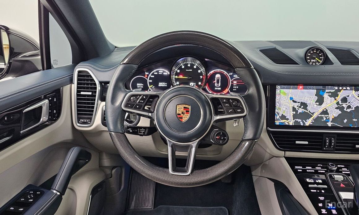 Cayenne (PO536) 3.0 E-Hybrid Coupe 14