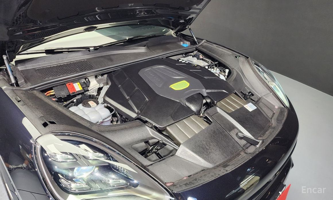 Cayenne (PO536) 3.0 E-Hybrid Coupe 7