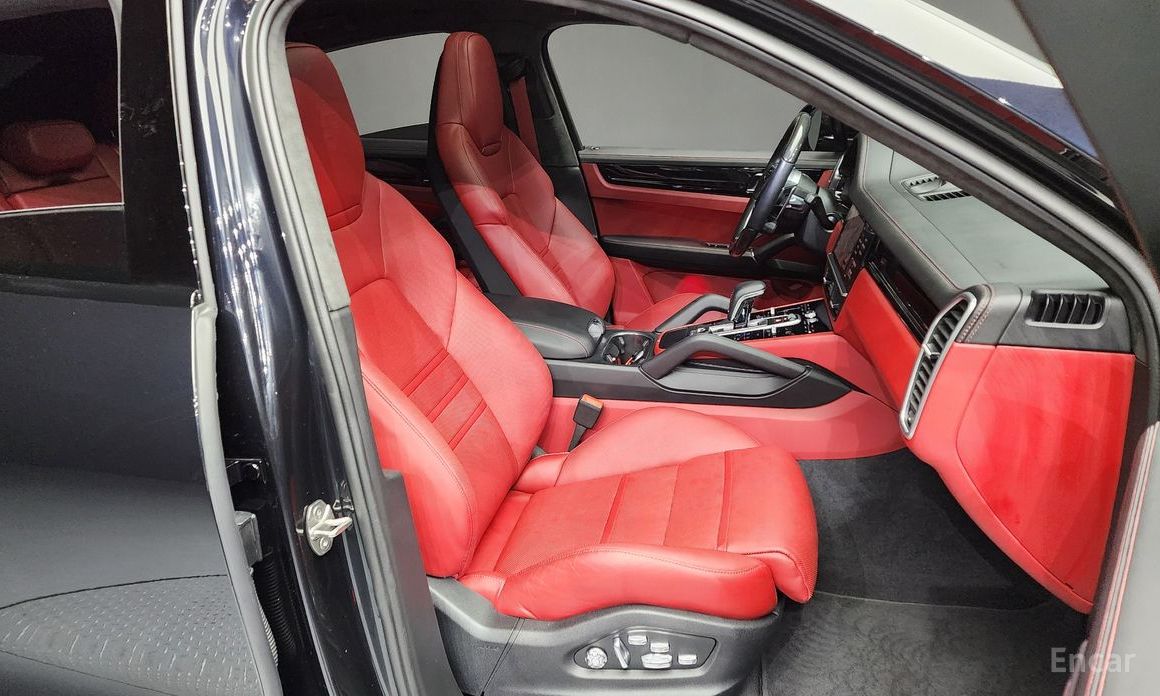 Cayenne (PO536) 3.0 E-Hybrid Coupe 12