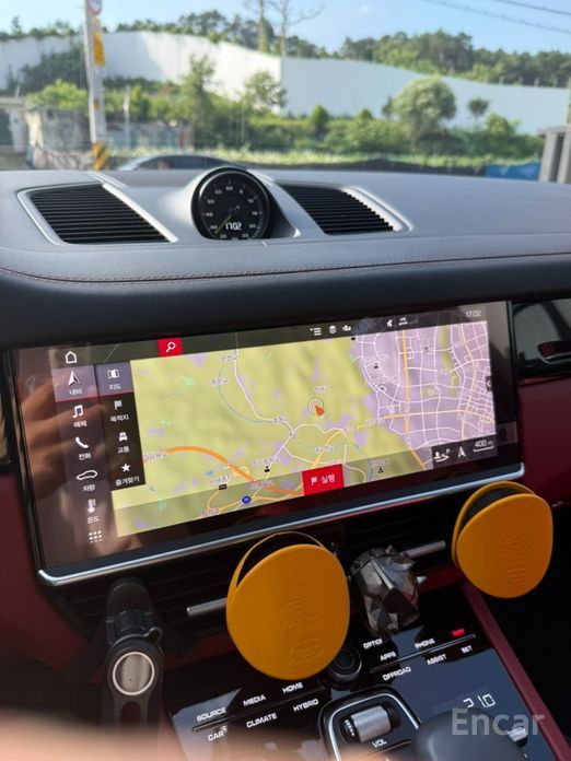 Cayenne (PO536) 3.0 E-Hybrid Coupe 16