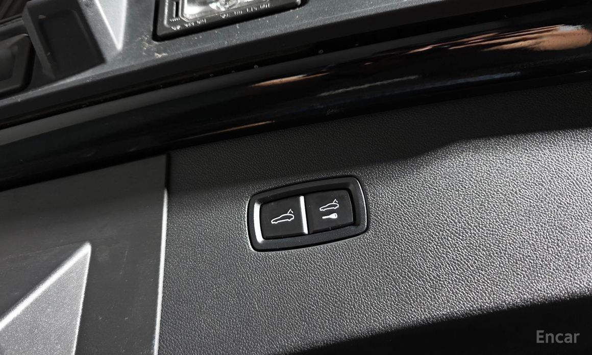 Porsche Cayenne (PO536) 3.0 E-Hybrid Coupe №20