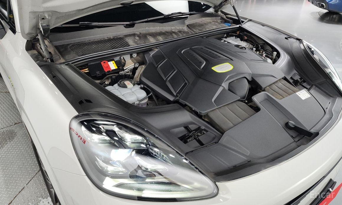 Cayenne (PO536) 3.0 E-Hybrid Coupe 7
