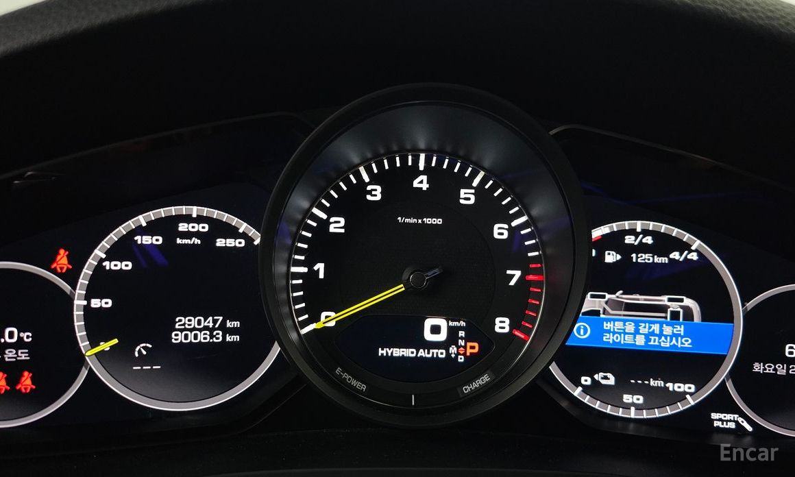Cayenne (PO536) 3.0 E-Hybrid Coupe 9