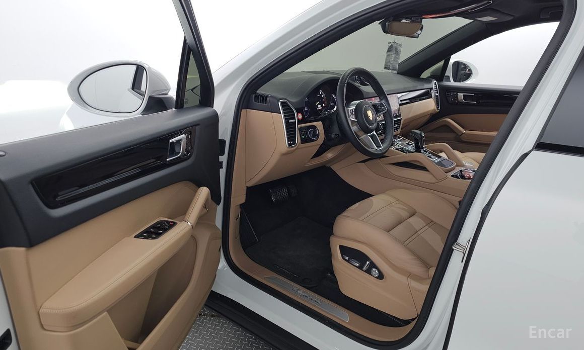 Cayenne (PO536) 3.0 E-Hybrid Coupe 11