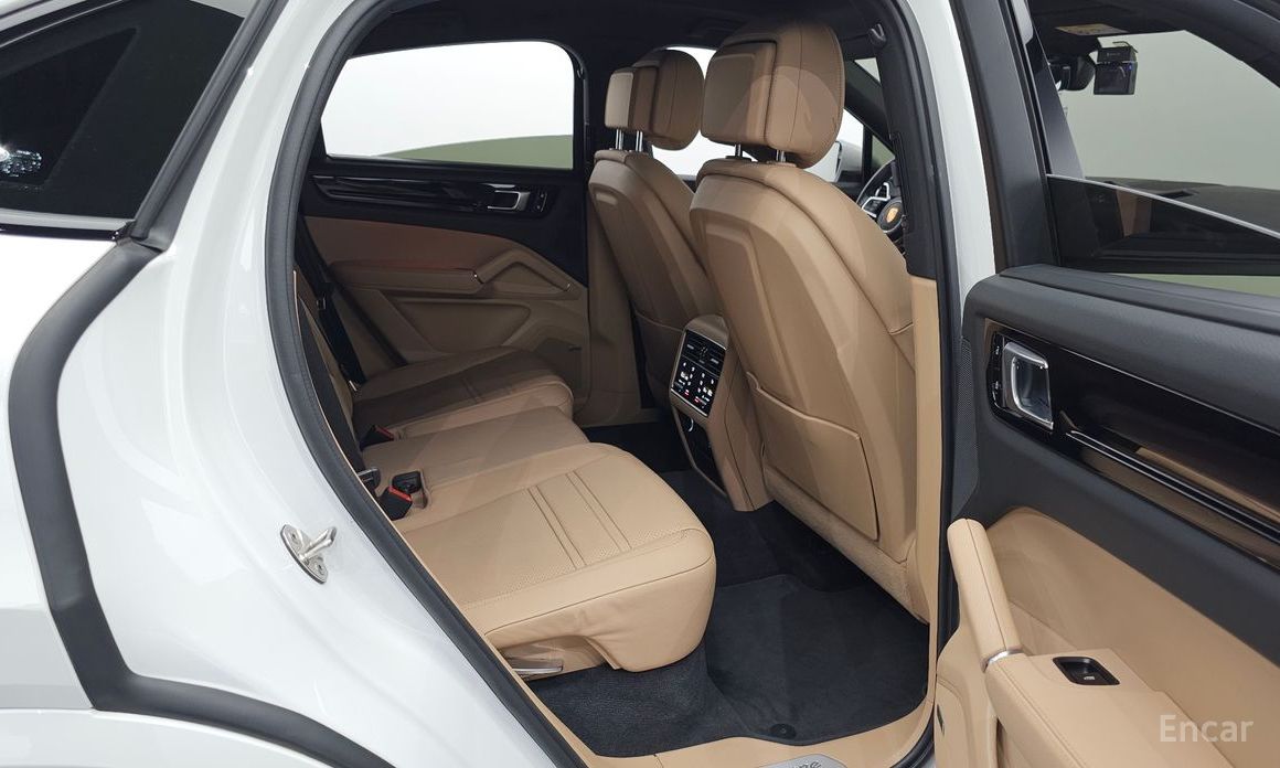 Cayenne (PO536) 3.0 E-Hybrid Coupe 13