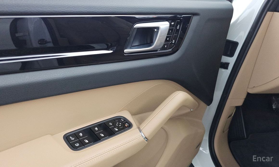Cayenne (PO536) 3.0 E-Hybrid Coupe 17