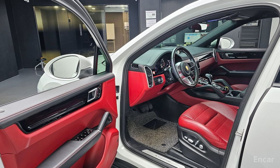 Porsche Cayenne (PO536) 3.0 E-Hybrid Coupe №11