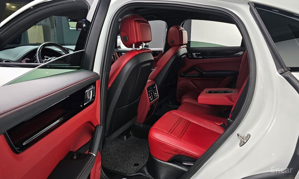 Porsche Cayenne (PO536) 3.0 E-Hybrid Coupe №14