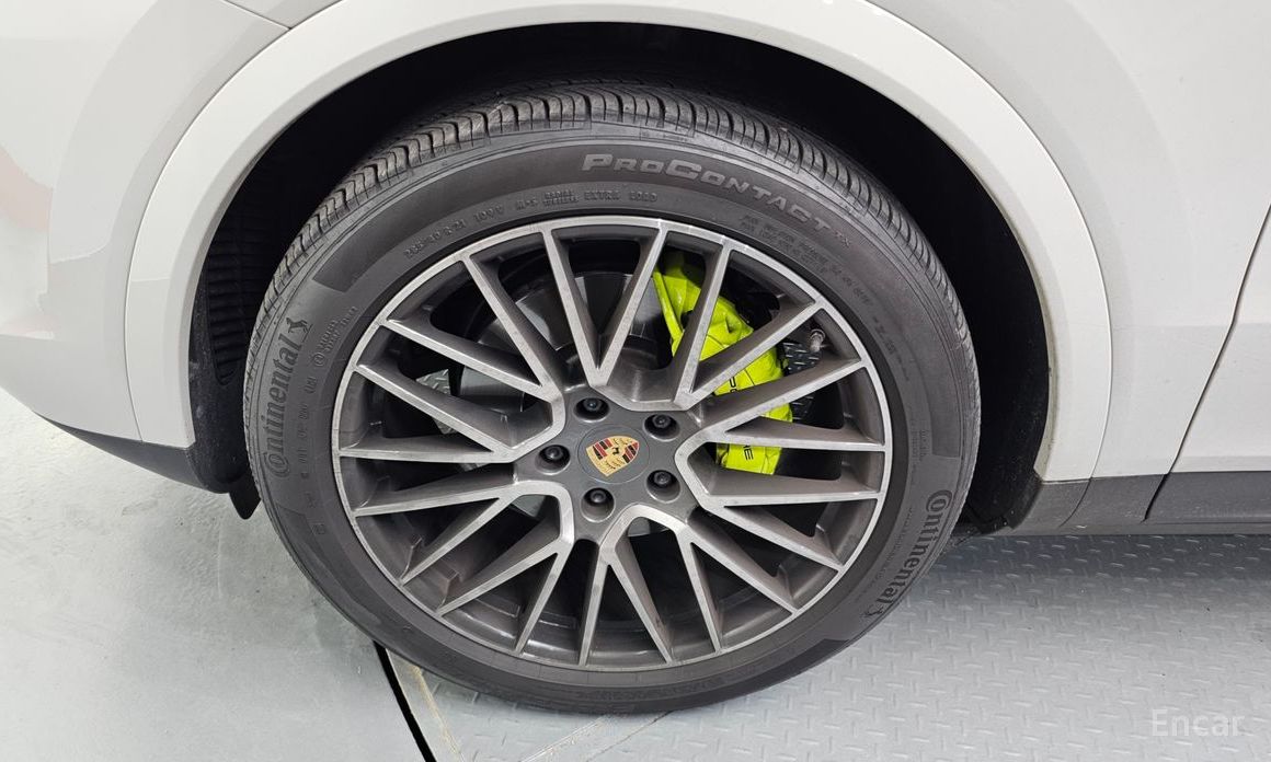 Porsche Cayenne (PO536) 3.0 E-Hybrid Coupe №6