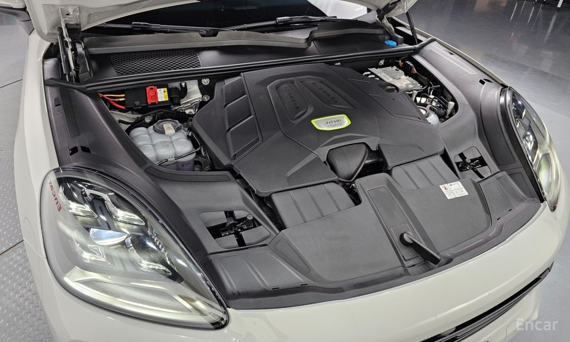 Porsche Cayenne (PO536) 3.0 E-Hybrid Coupe №7
