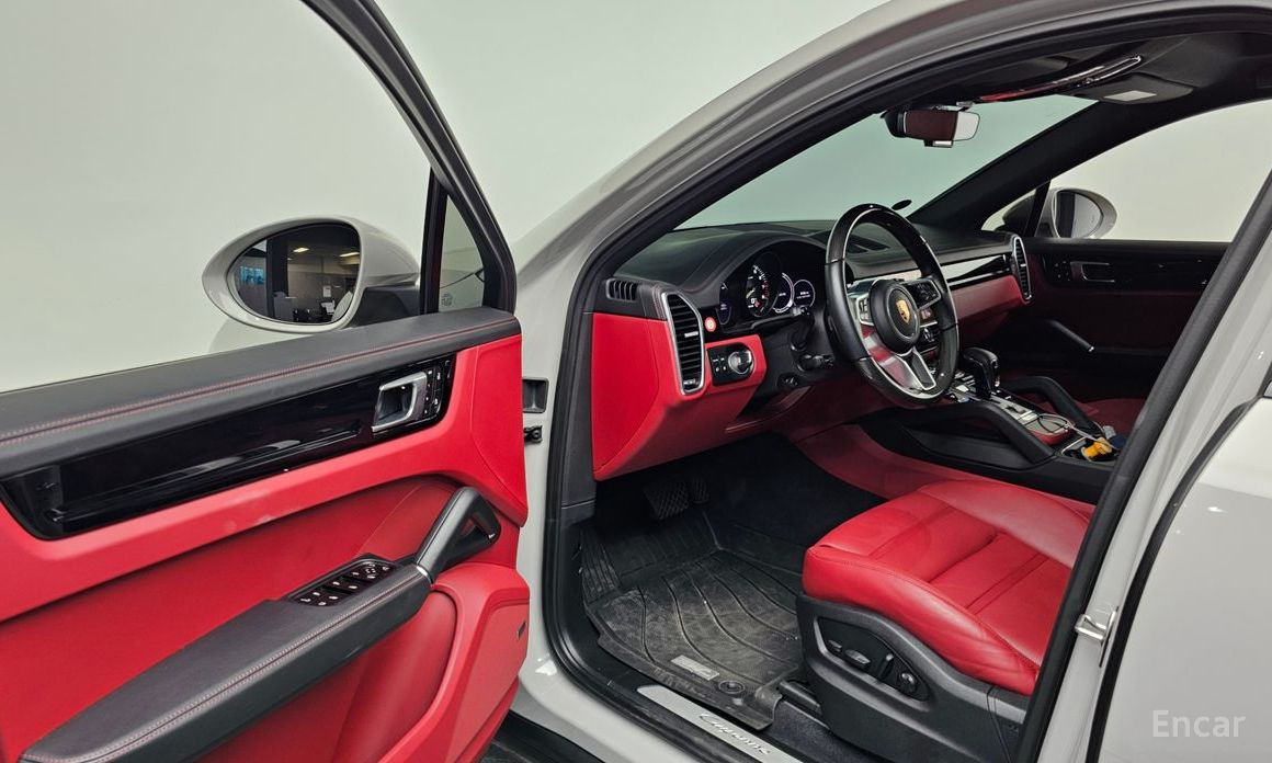 Cayenne (PO536) 3.0 E-Hybrid Coupe 11