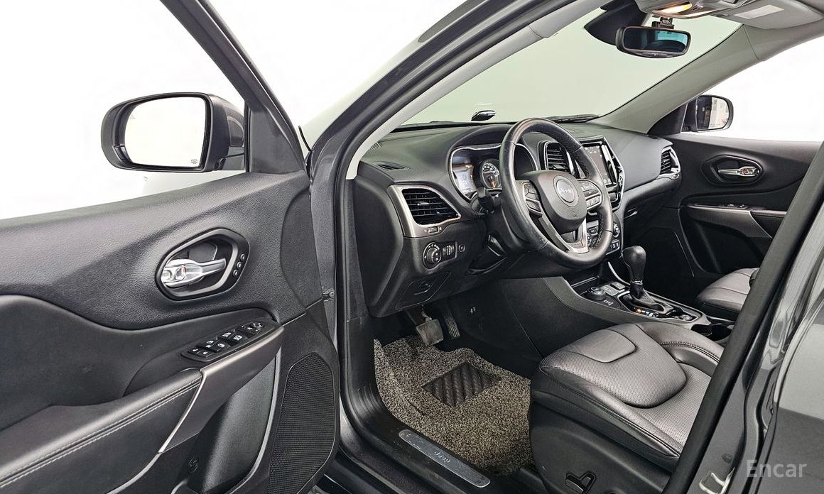 Cherokee (KL) 2.4 Limited AWD 12