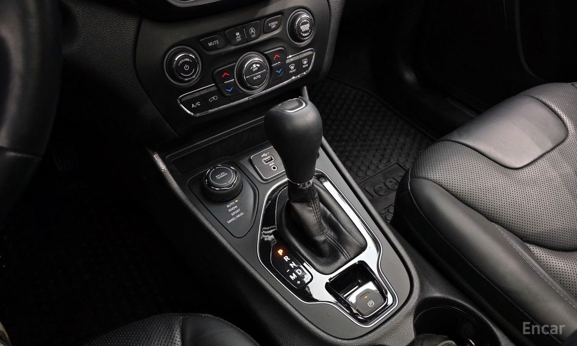Jeep Cherokee (KL) 2.4 Limited AWD №10