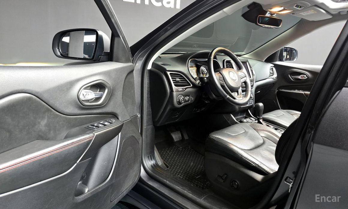 Cherokee (KL) 3.2 Trailhawk AWD 12