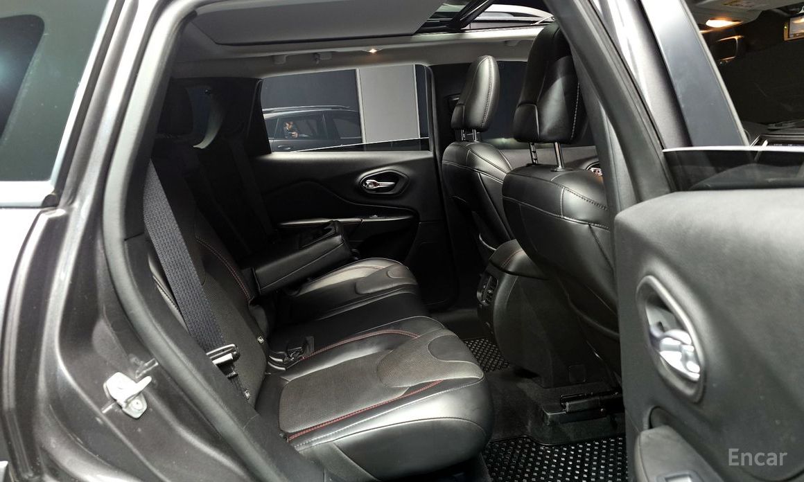 Cherokee (KL) 3.2 Trailhawk AWD 13