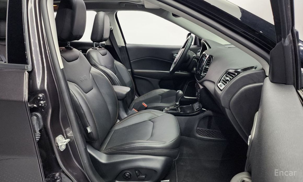 Compass 2nd Generation 2.4 Limited 2WD 12
