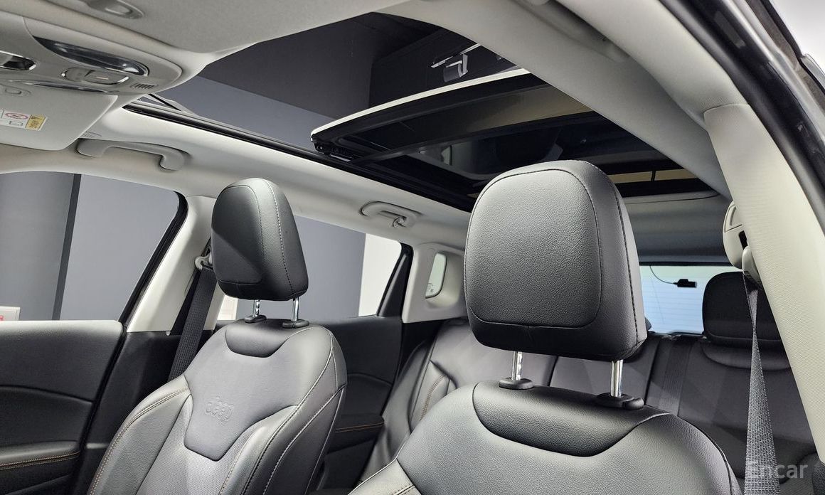 Compass 2nd Generation 2.4 Limited 2WD 20