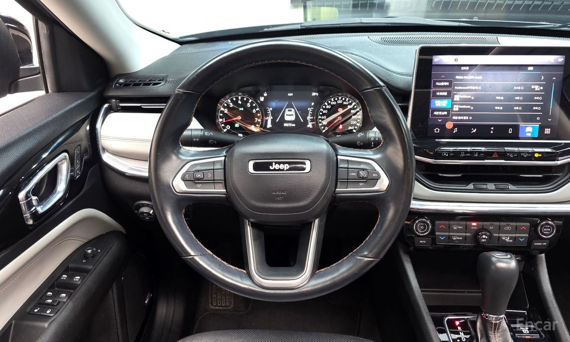 Compass 2nd Generation 2.4 Limited AWD 13