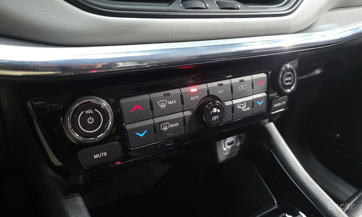Compass 2nd Generation 2.4 Limited AWD 17