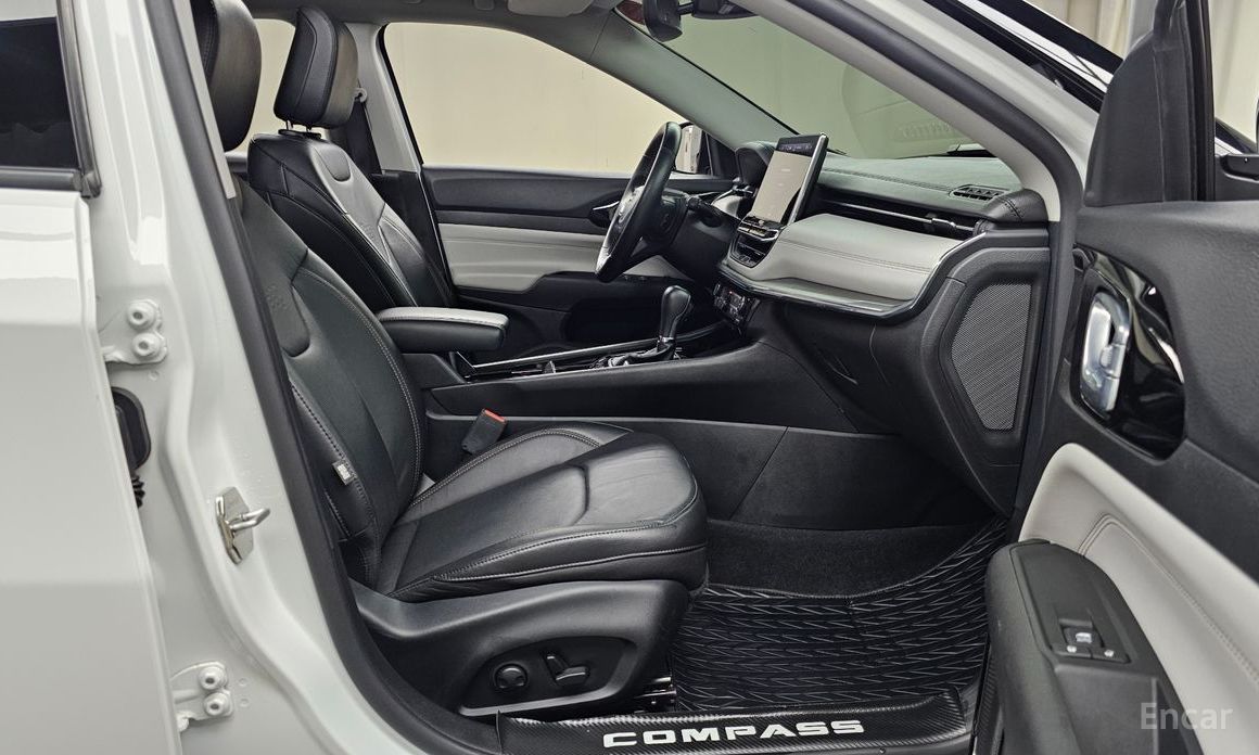 Jeep Compass 2nd Generation 2.4 Limited AWD №12