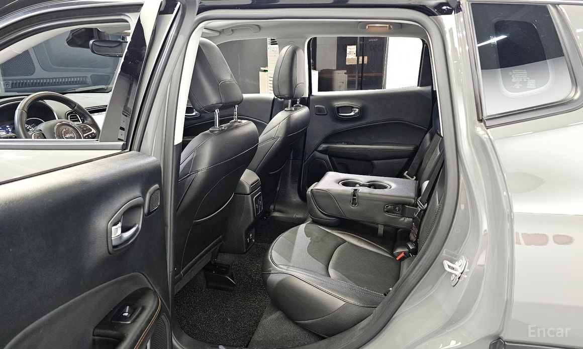 Compass 2nd Generation 2.4 Limited High AWD 12