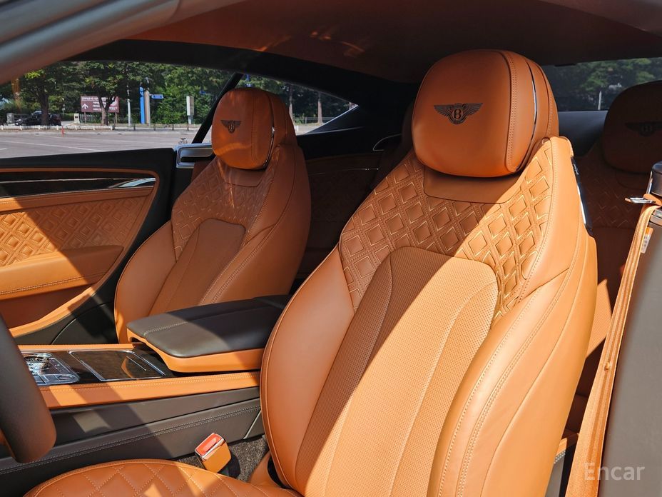 Continental GT 3rd Generation 4.0 GT 11