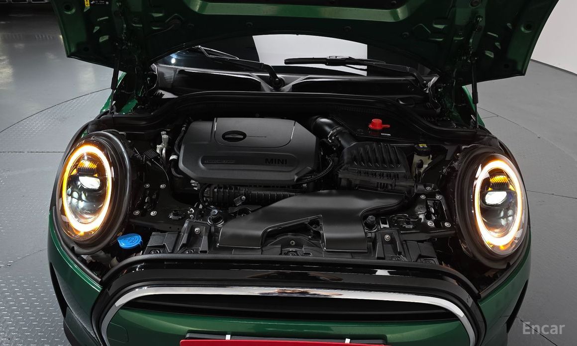 Cooper 5-Door Classic Plus 3rd Generation 7