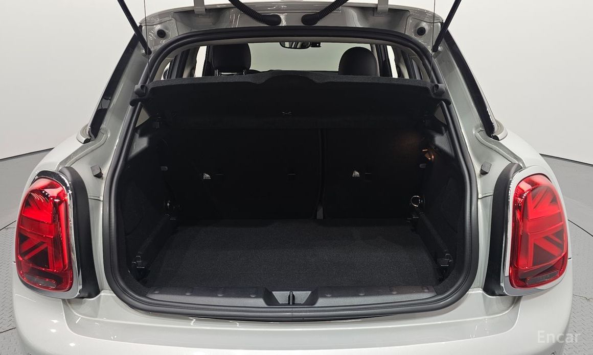 Cooper 5-door Basic type 3rd generation 21