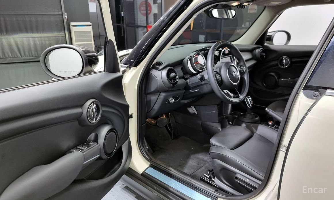 Mini Cooper 5-door Basic type 3rd generation №11